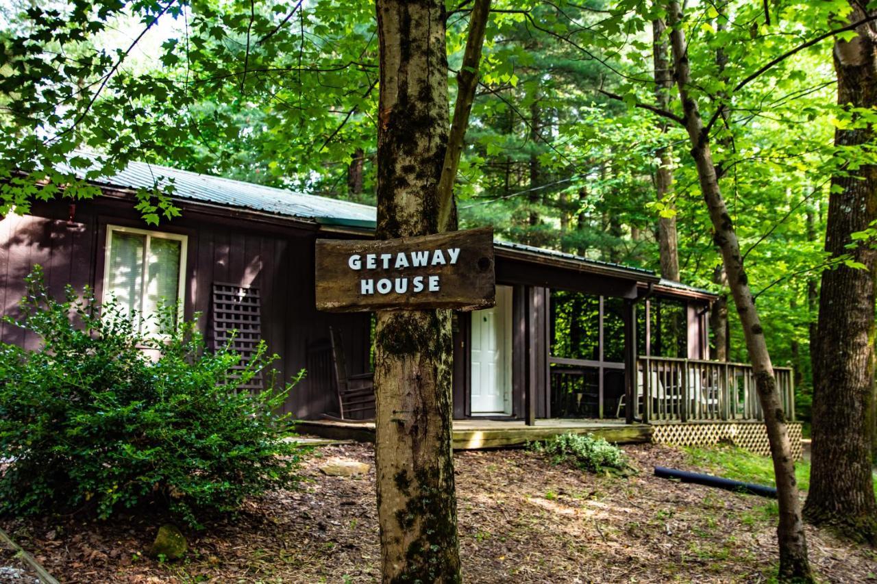 Avenwood Cabins Logan Kültér fotó