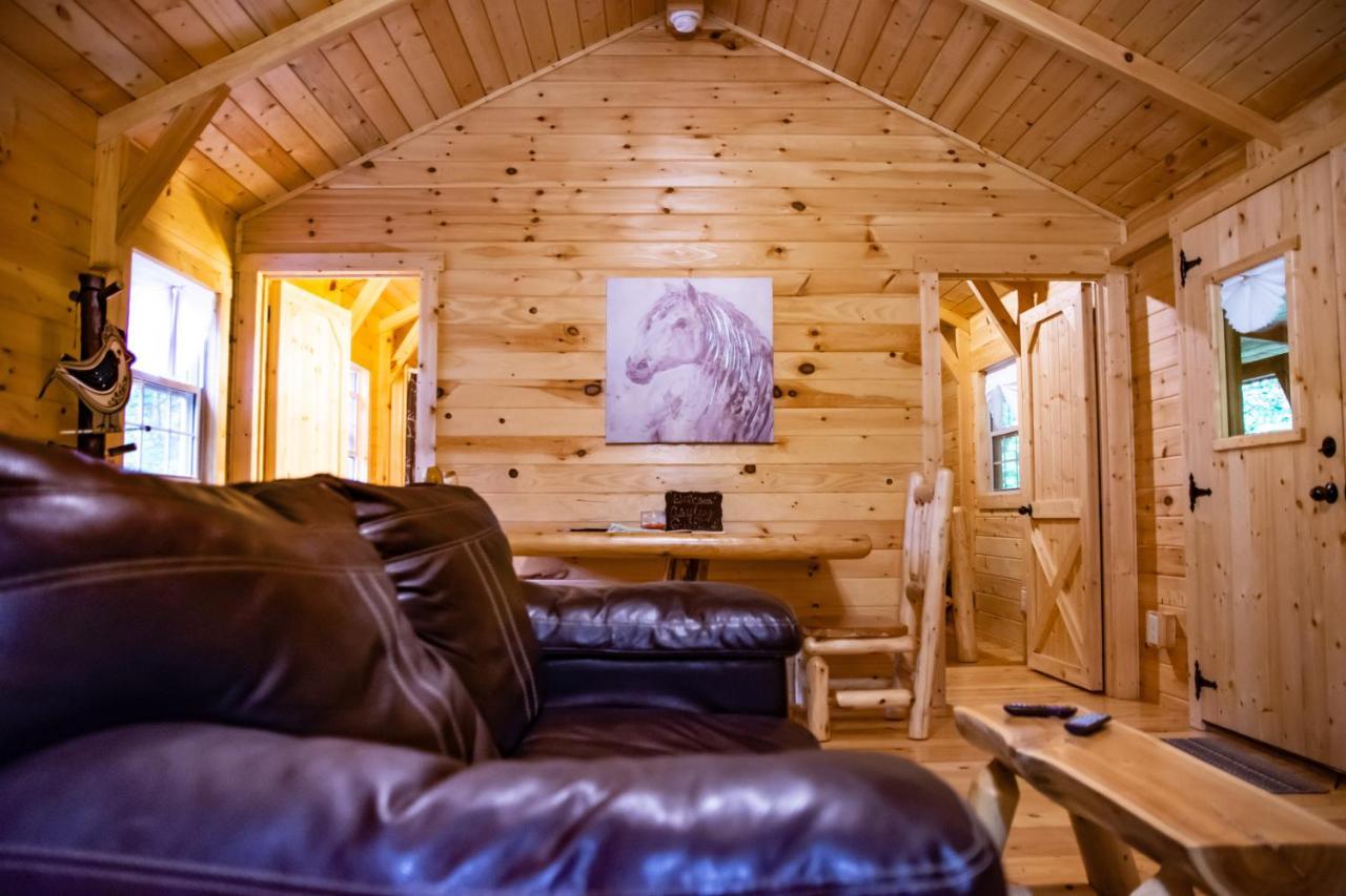 Avenwood Cabins Logan Kültér fotó