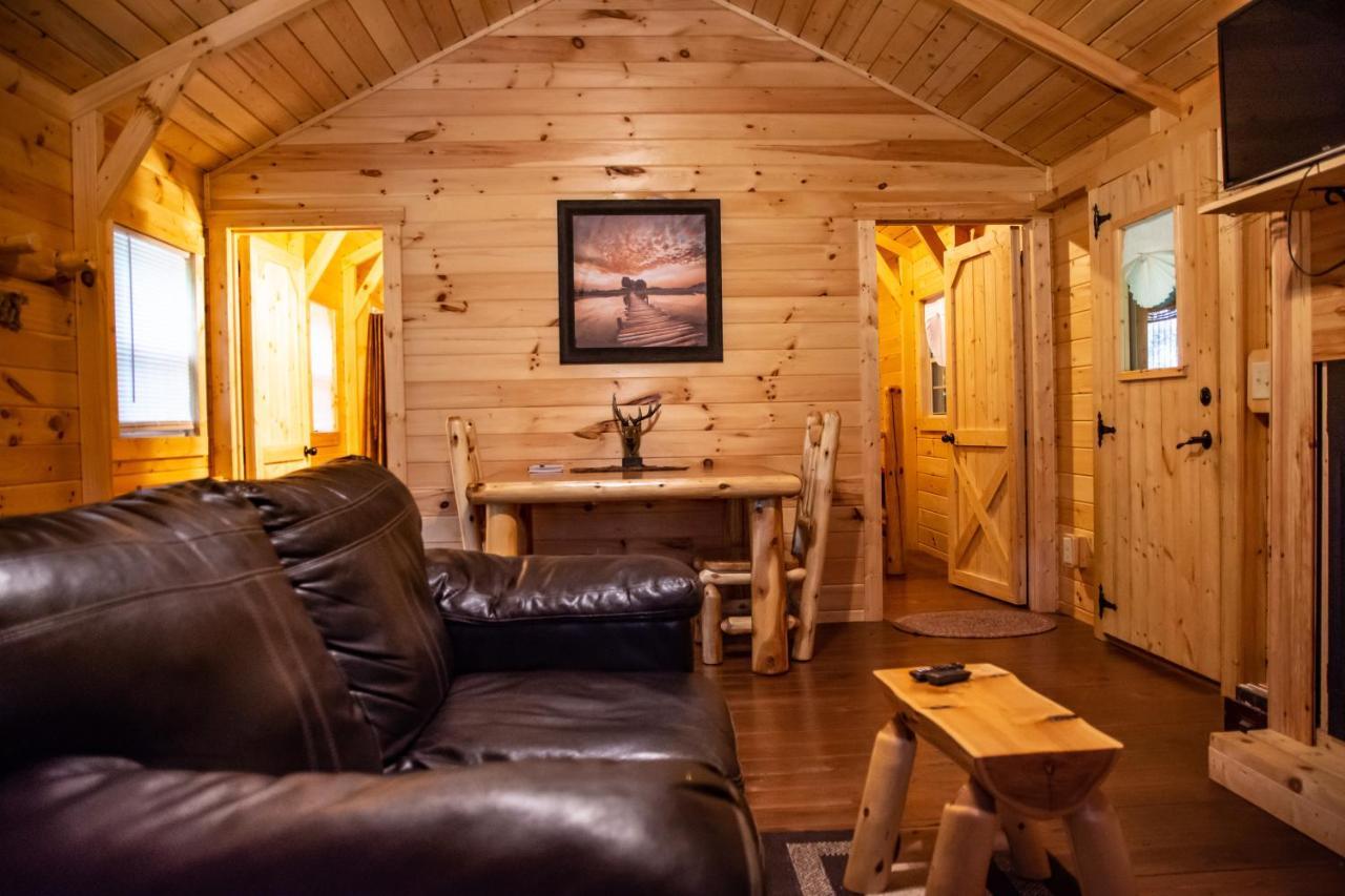 Avenwood Cabins Logan Kültér fotó